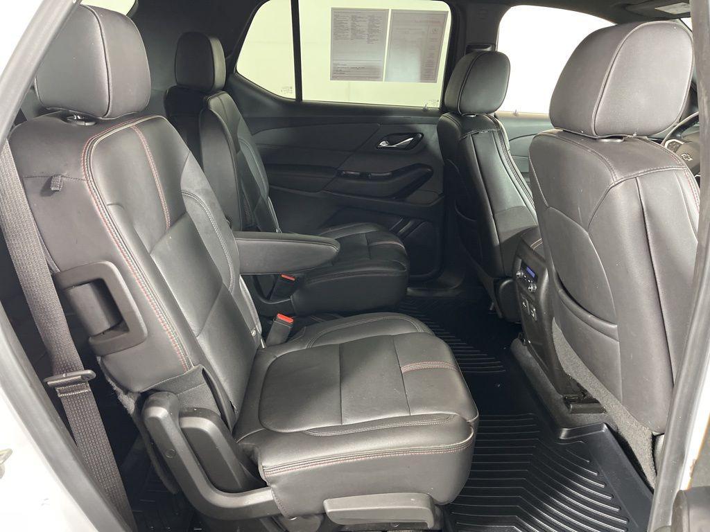 used 2022 Chevrolet Traverse car, priced at $30,520