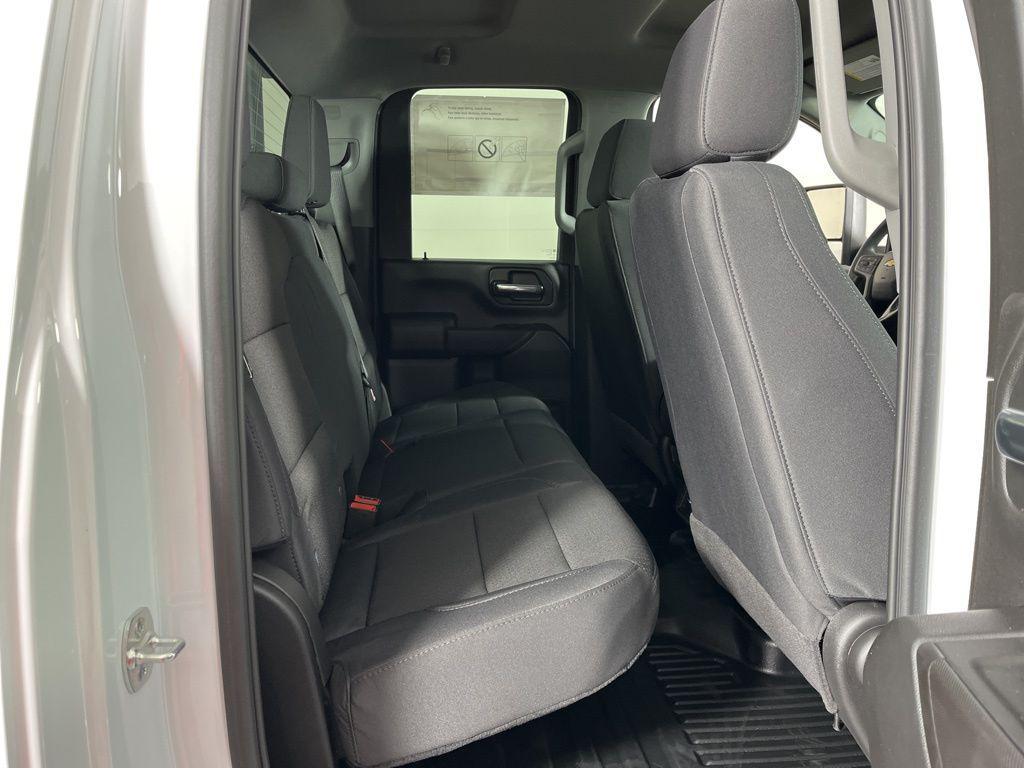 new 2025 Chevrolet Silverado 2500 car, priced at $52,923