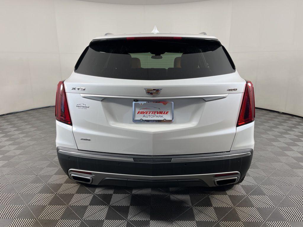 used 2023 Cadillac XT5 car, priced at $31,620