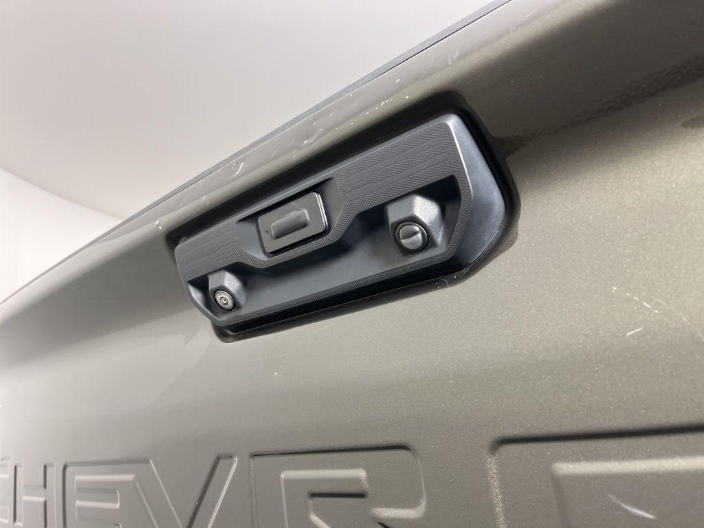 used 2023 Chevrolet Silverado 2500 car, priced at $45,910