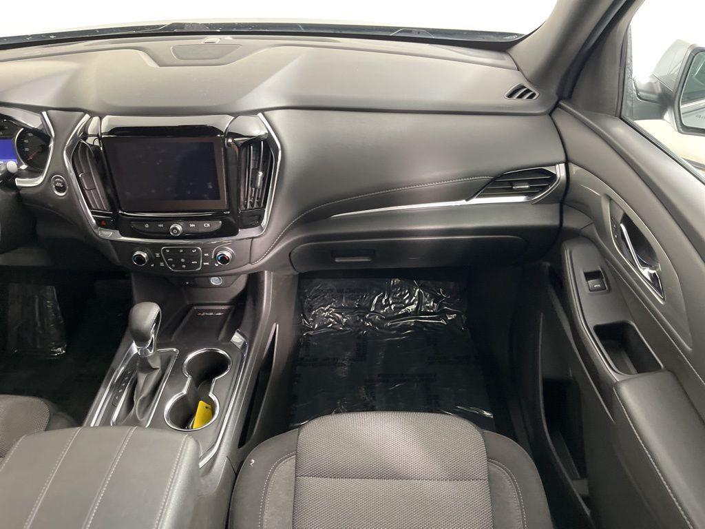 used 2023 Chevrolet Traverse car, priced at $31,620
