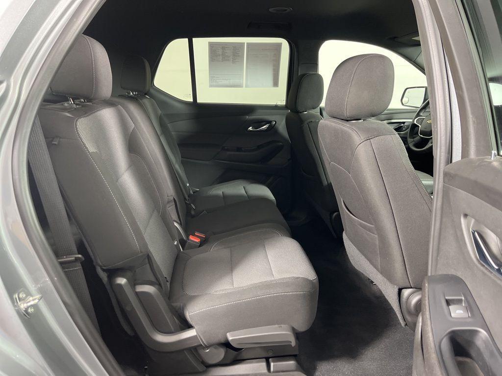 used 2023 Chevrolet Traverse car, priced at $31,620