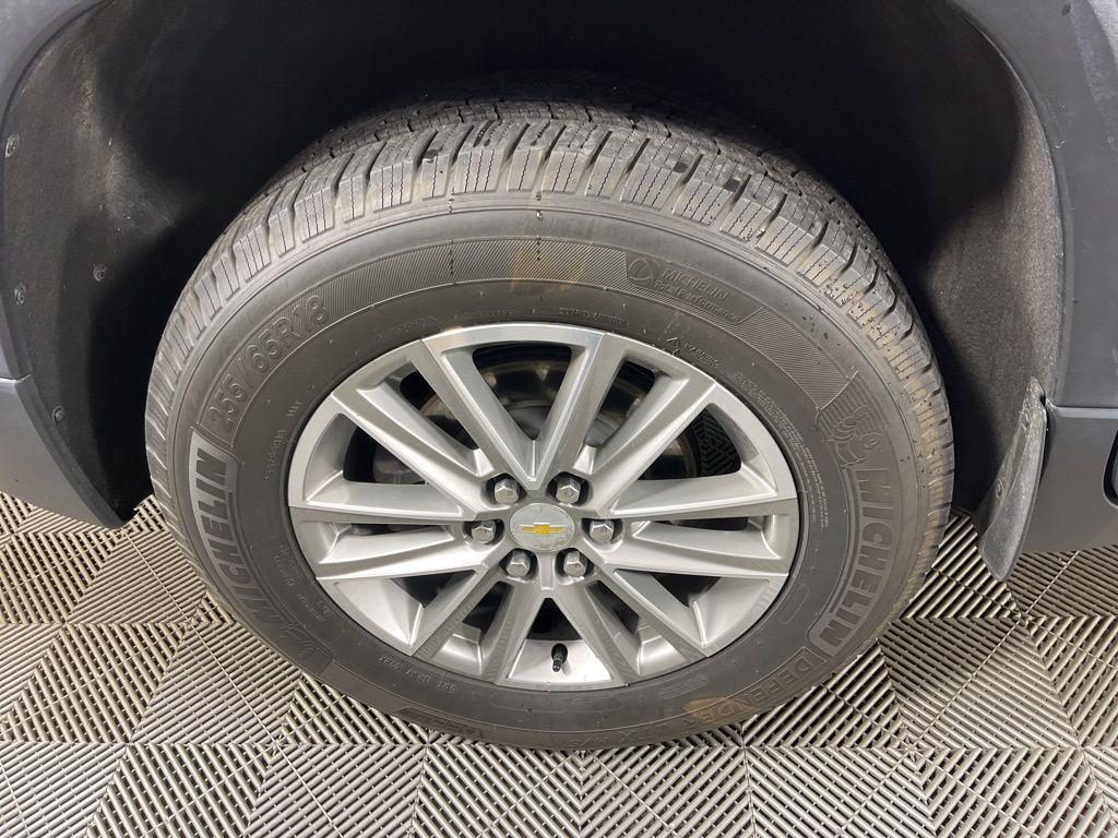 used 2023 Chevrolet Traverse car, priced at $31,620