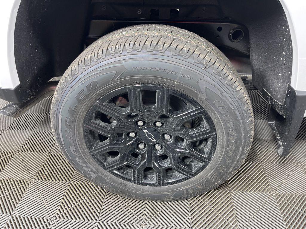 new 2026 Chevrolet Colorado car, priced at $40,775