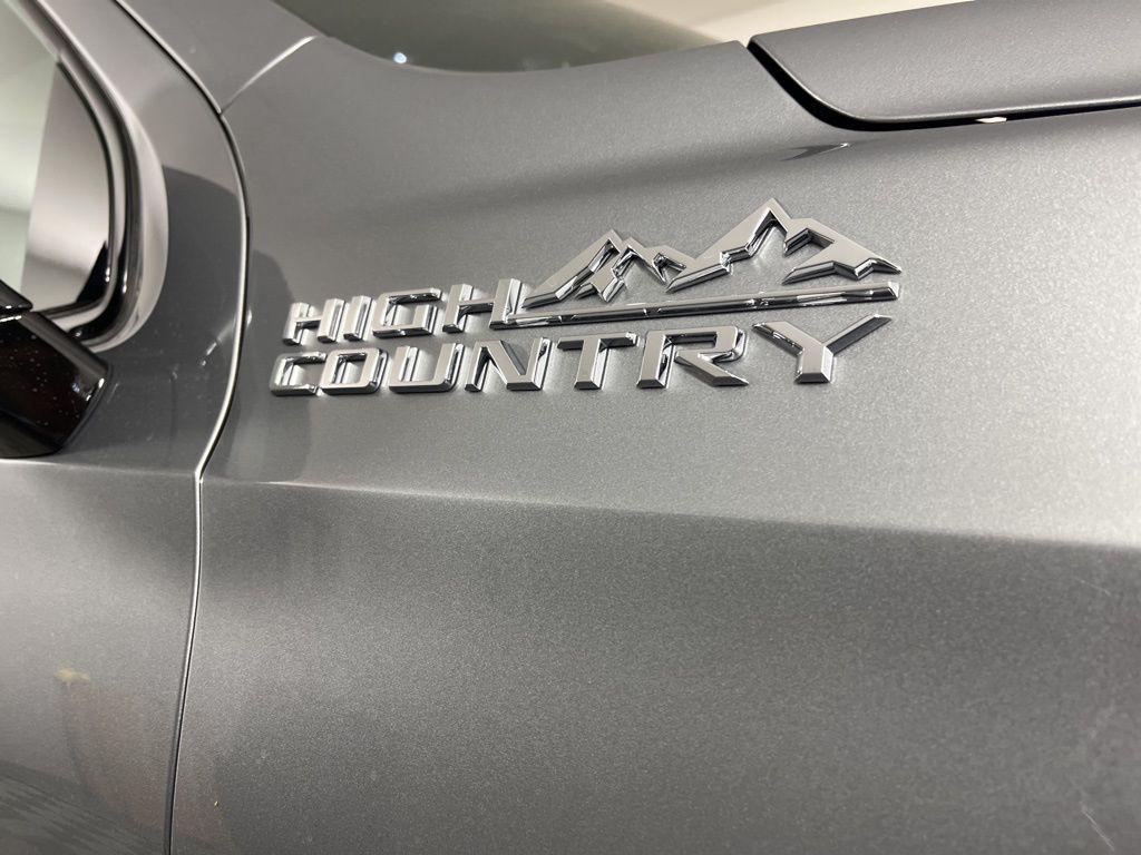 new 2026 Chevrolet Suburban car, priced at $97,280