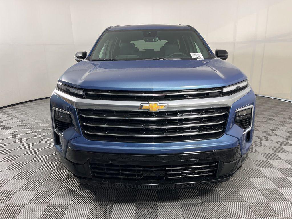 new 2026 Chevrolet Traverse car, priced at $61,020