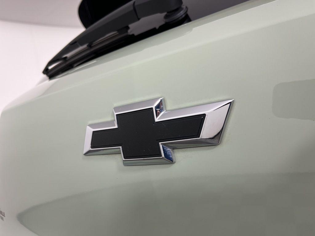 used 2025 Chevrolet TrailBlazer car, priced at $28,389