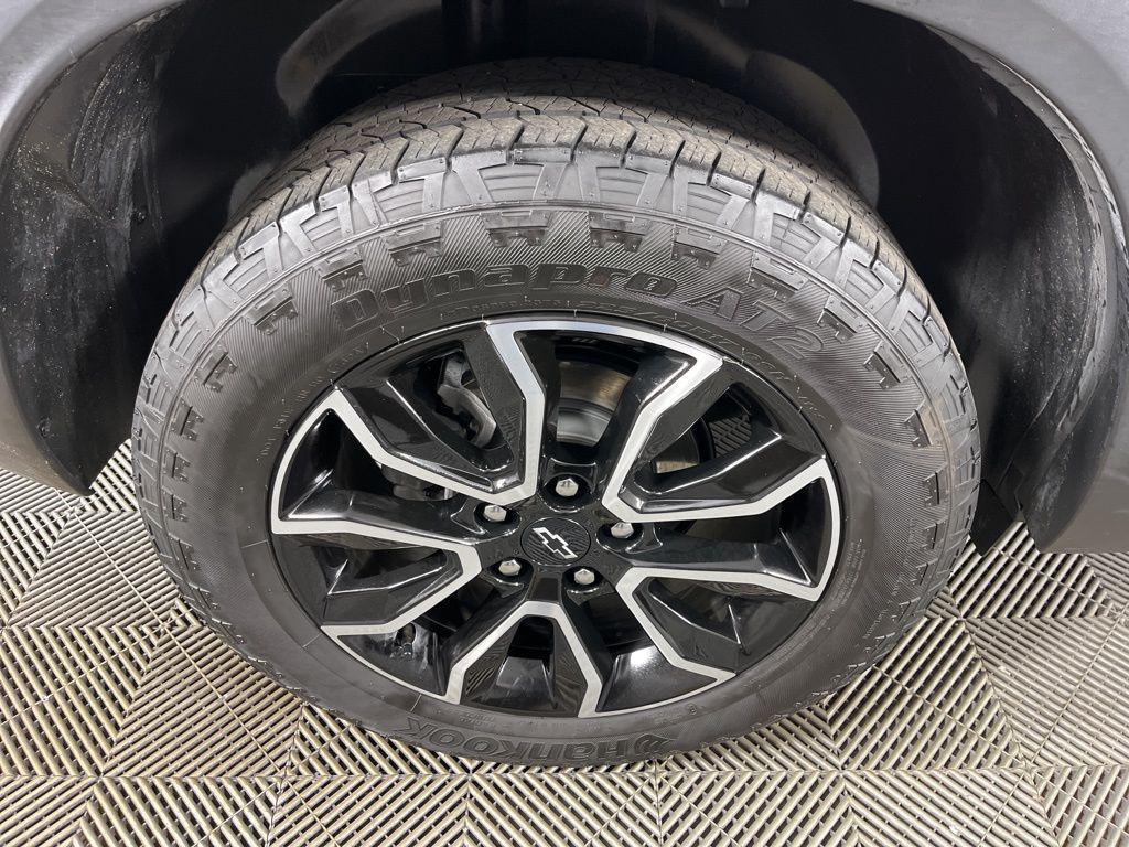 used 2025 Chevrolet TrailBlazer car, priced at $28,389