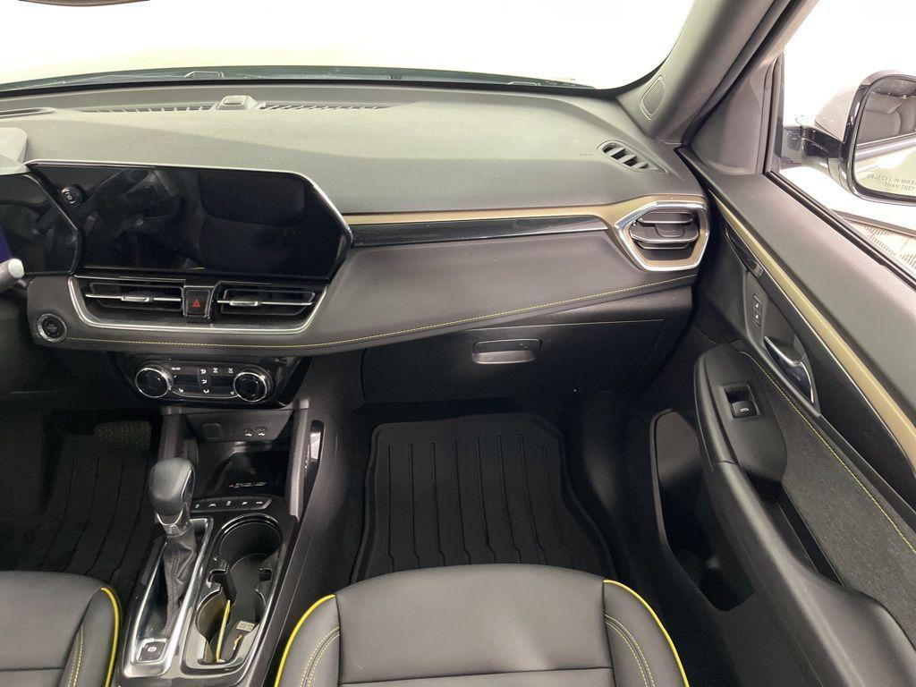 used 2025 Chevrolet TrailBlazer car, priced at $28,389