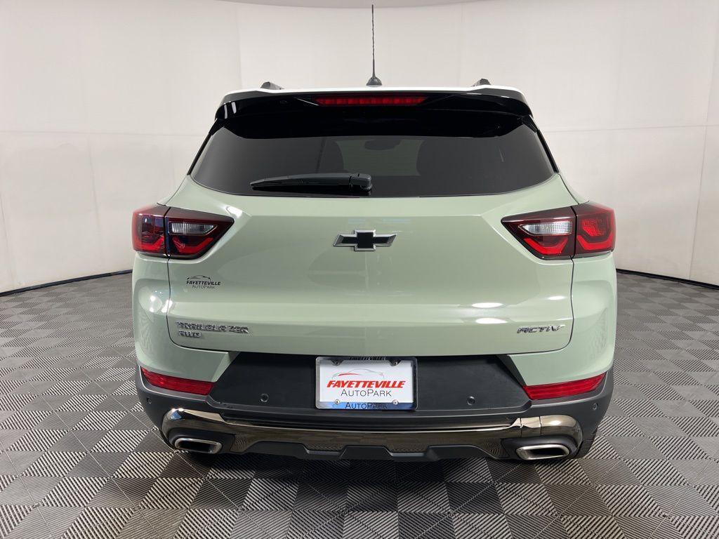used 2025 Chevrolet TrailBlazer car, priced at $28,389