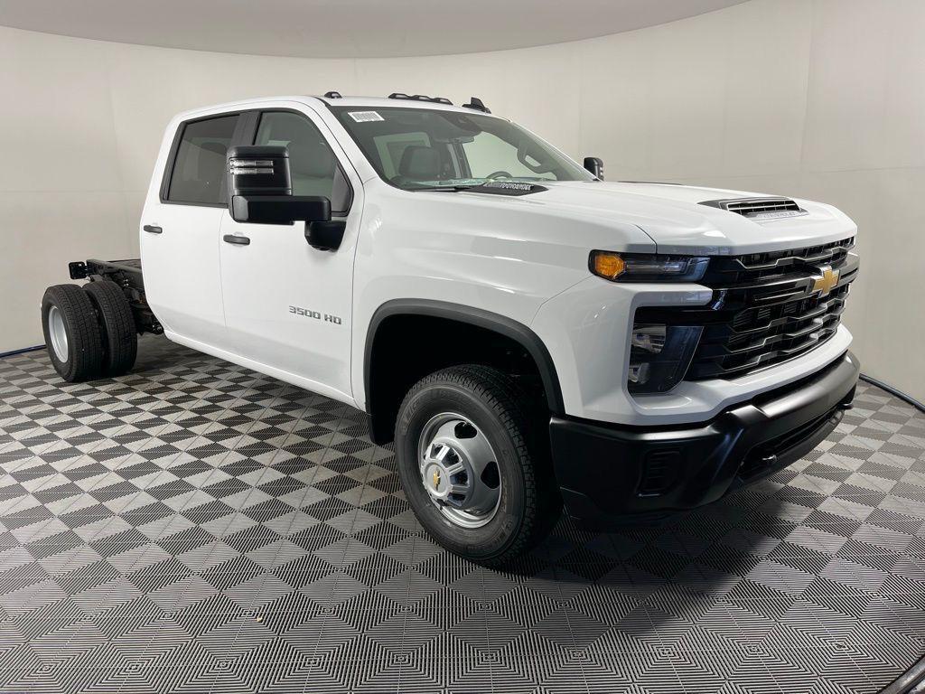 new 2026 Chevrolet Silverado 3500 car, priced at $65,793