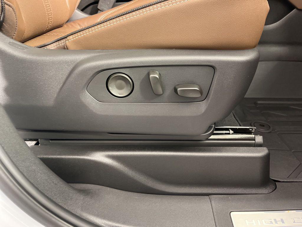 new 2026 Chevrolet Suburban car, priced at $98,275