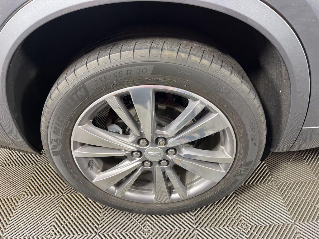 used 2022 Cadillac XT6 car, priced at $30,310