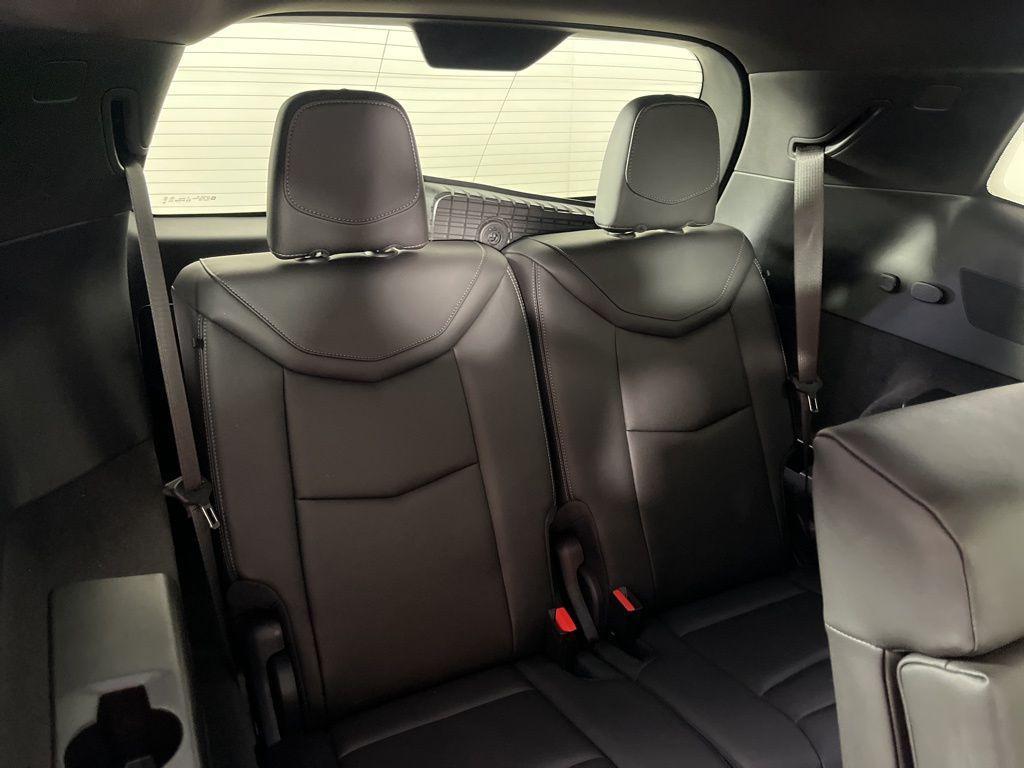 used 2022 Cadillac XT6 car, priced at $30,310