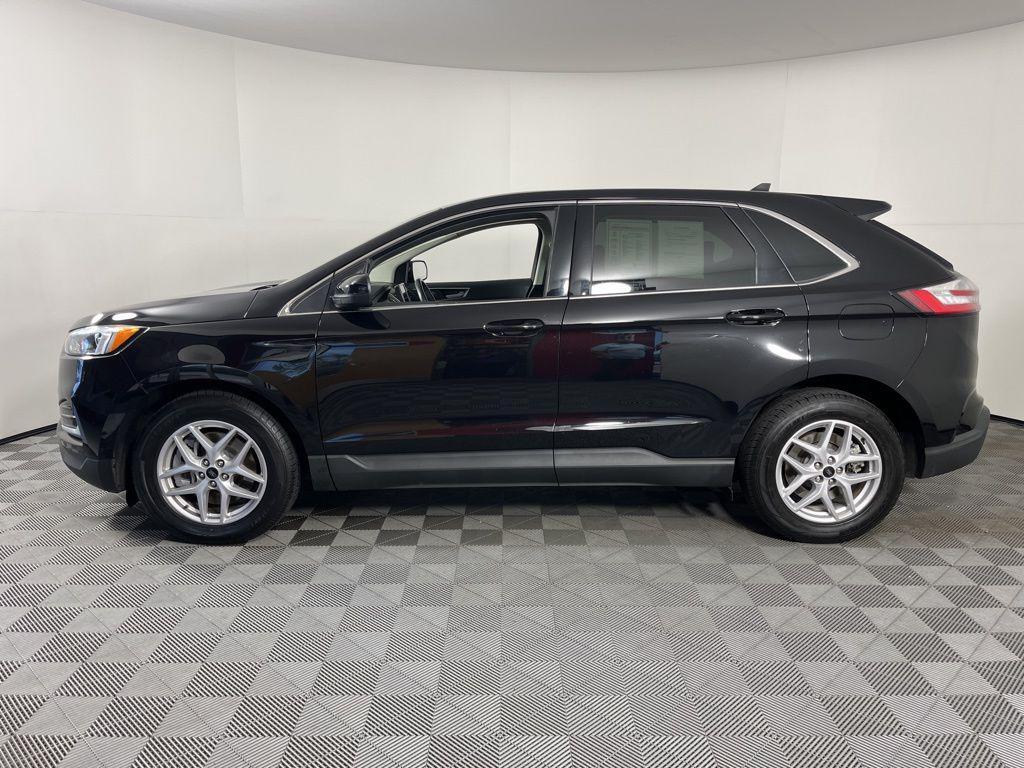 used 2024 Ford Edge car, priced at $23,430