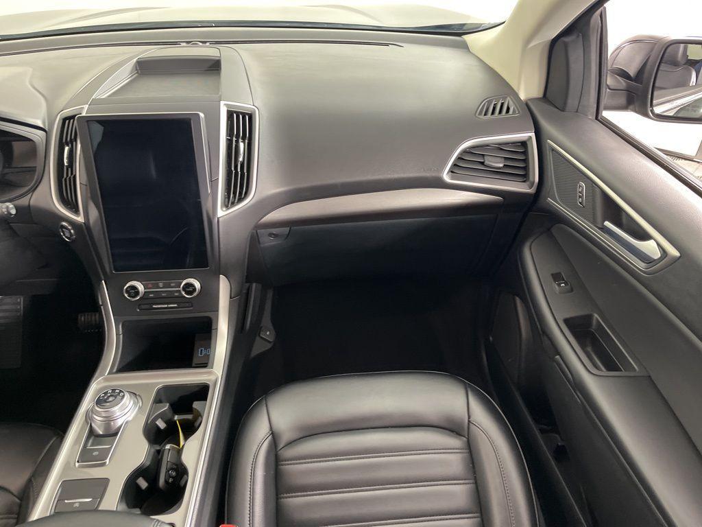 used 2024 Ford Edge car, priced at $23,430