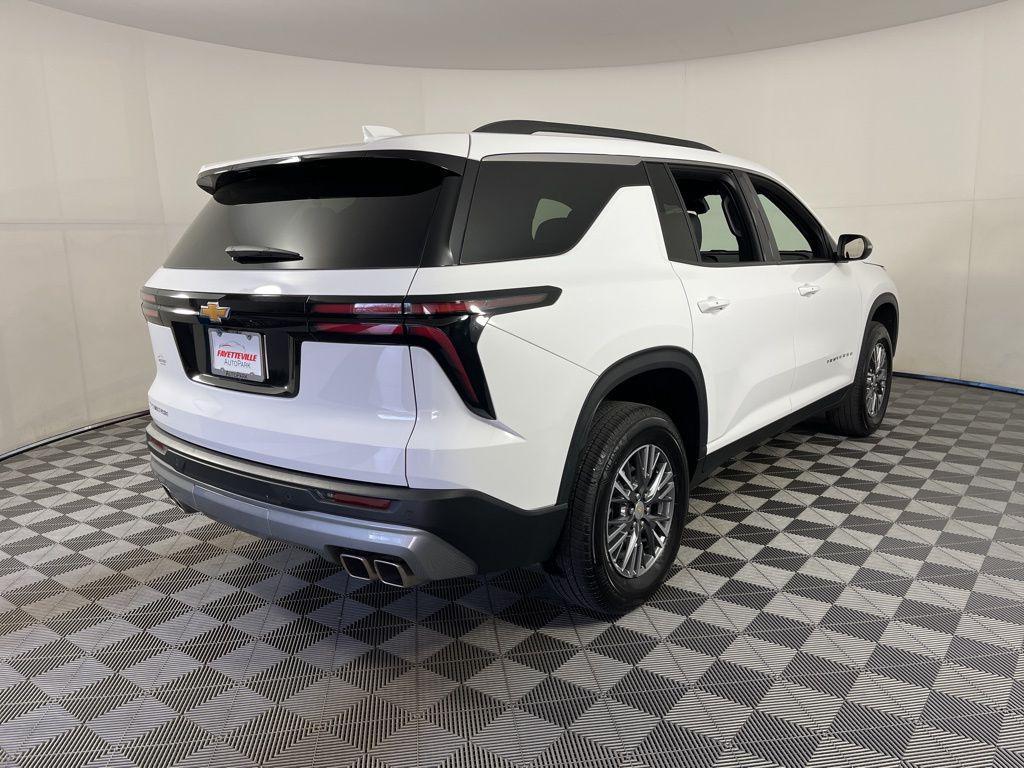 used 2025 Chevrolet Traverse car, priced at $35,490