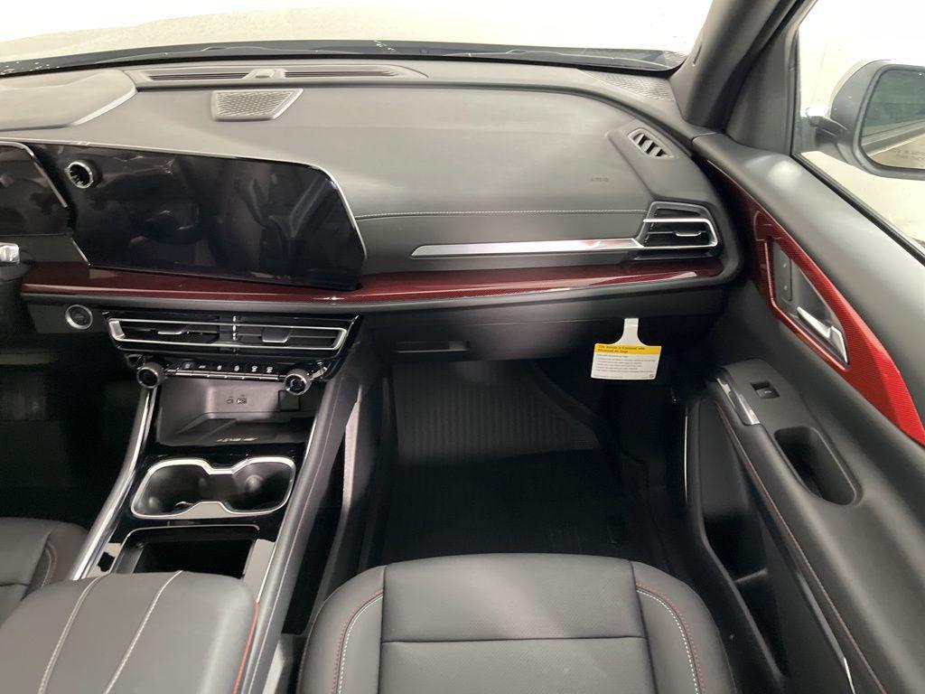 new 2026 Chevrolet Traverse car, priced at $57,880