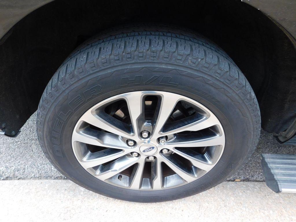 used 2018 Ford Expedition car, priced at $26,925