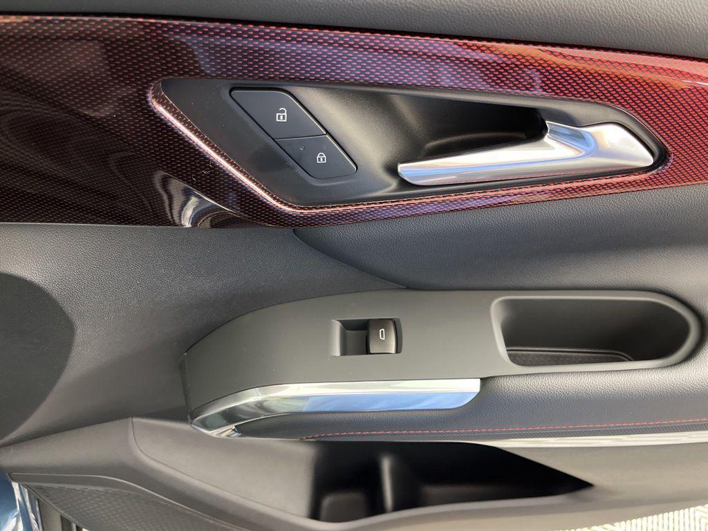 new 2026 Chevrolet Traverse car, priced at $54,174