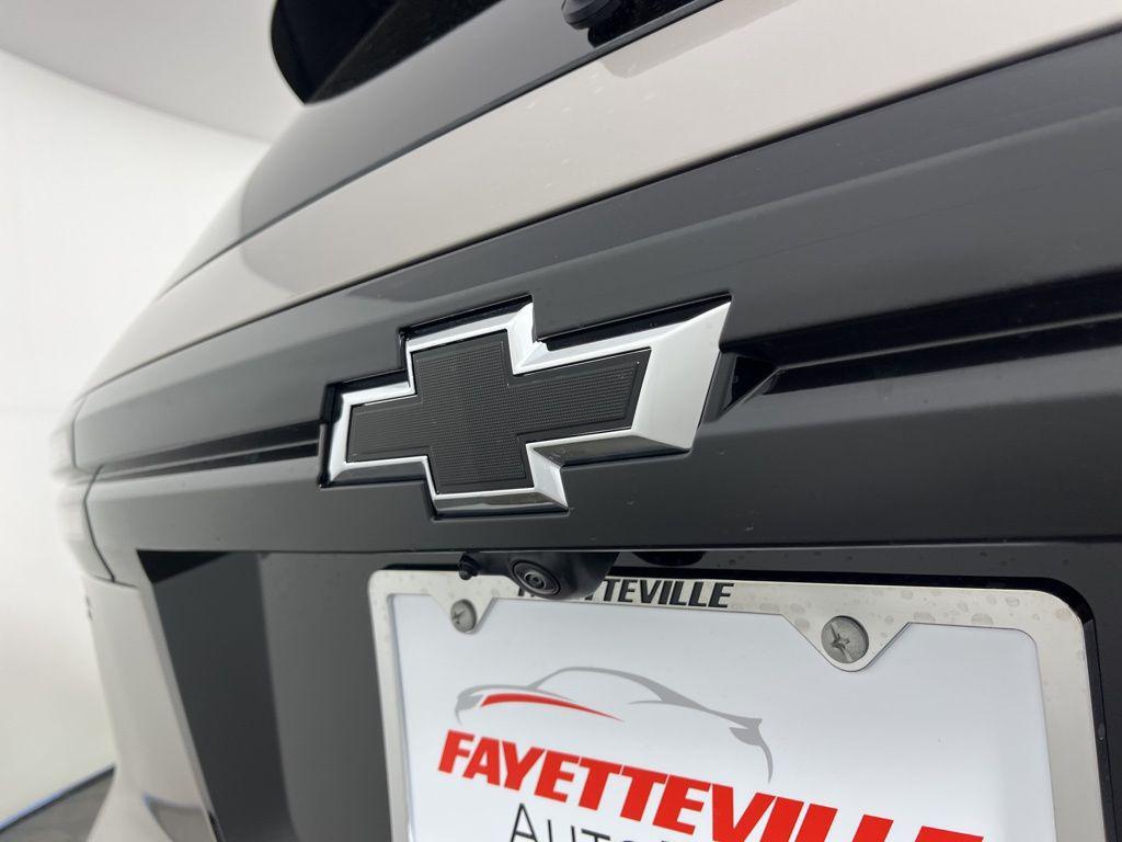 new 2026 Chevrolet Traverse car, priced at $52,545