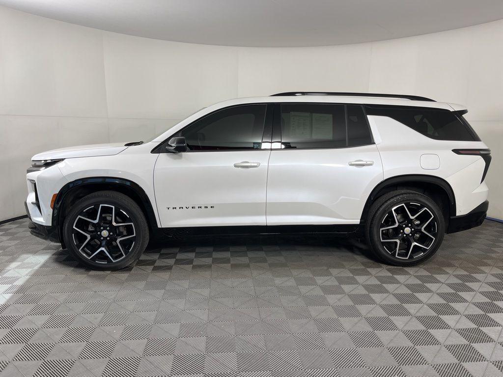 used 2024 Chevrolet Traverse car, priced at $47,770