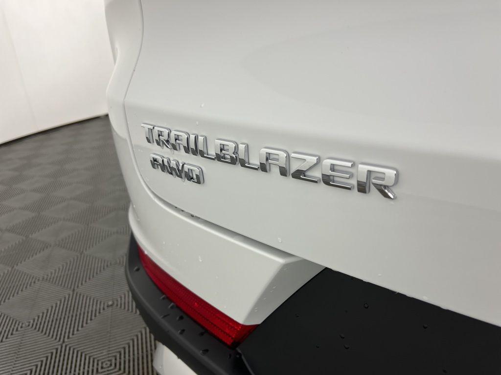 new 2026 Chevrolet TrailBlazer car, priced at $29,105