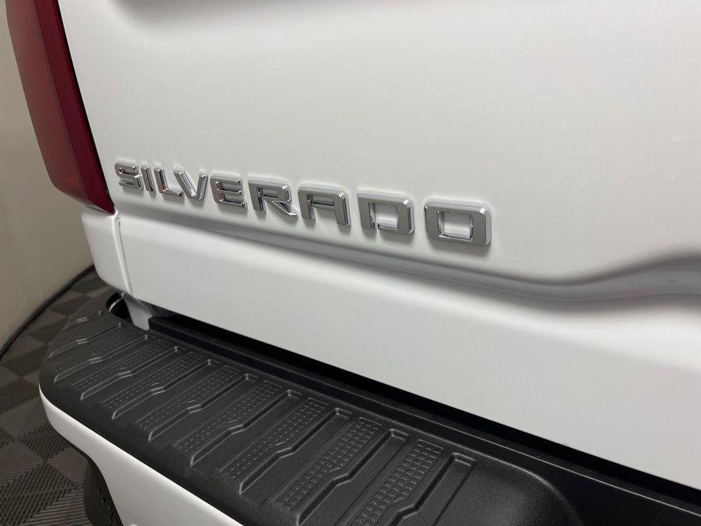 new 2026 Chevrolet Silverado 3500 car, priced at $93,260