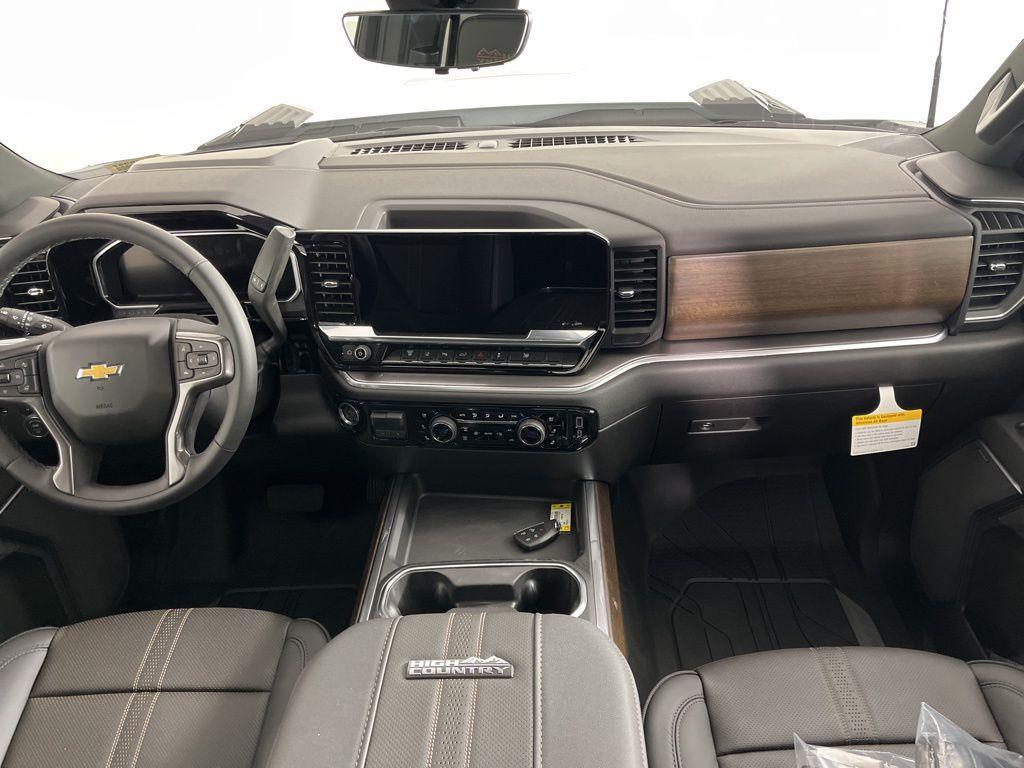 new 2026 Chevrolet Silverado 3500 car, priced at $93,260