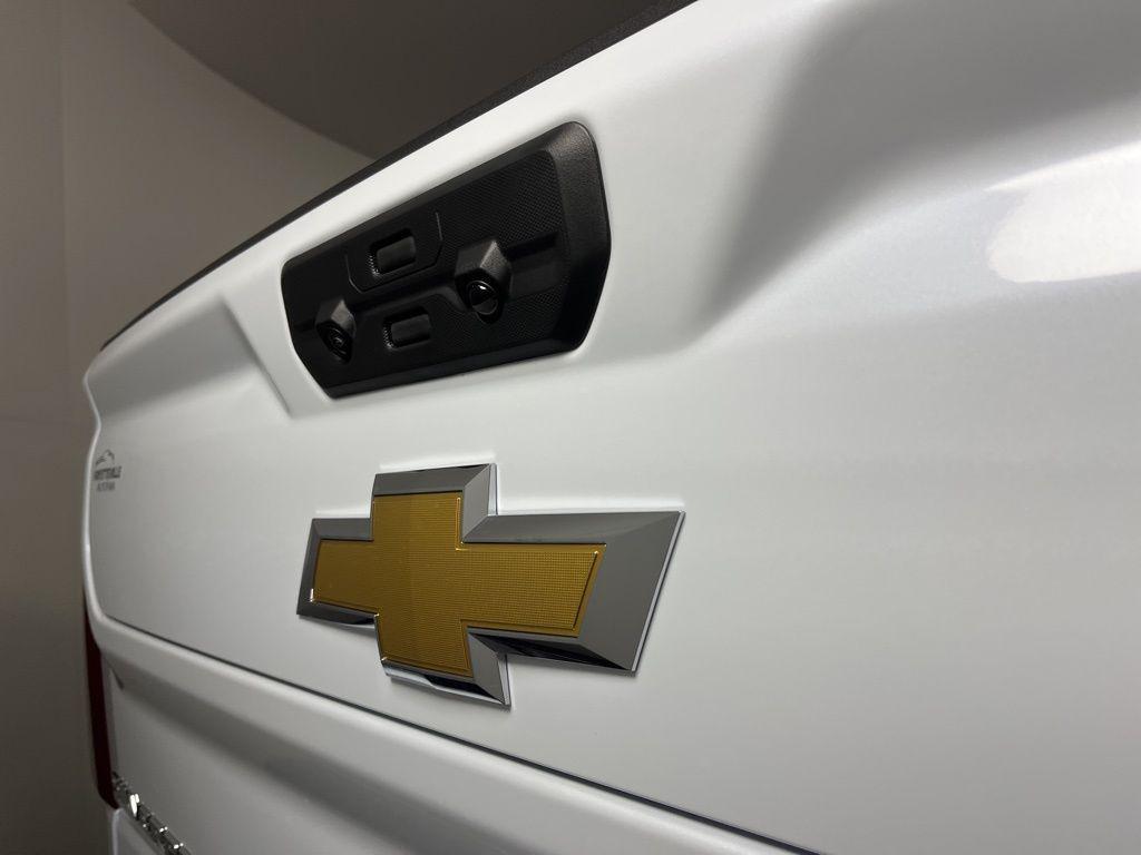 new 2026 Chevrolet Silverado 3500 car, priced at $93,260