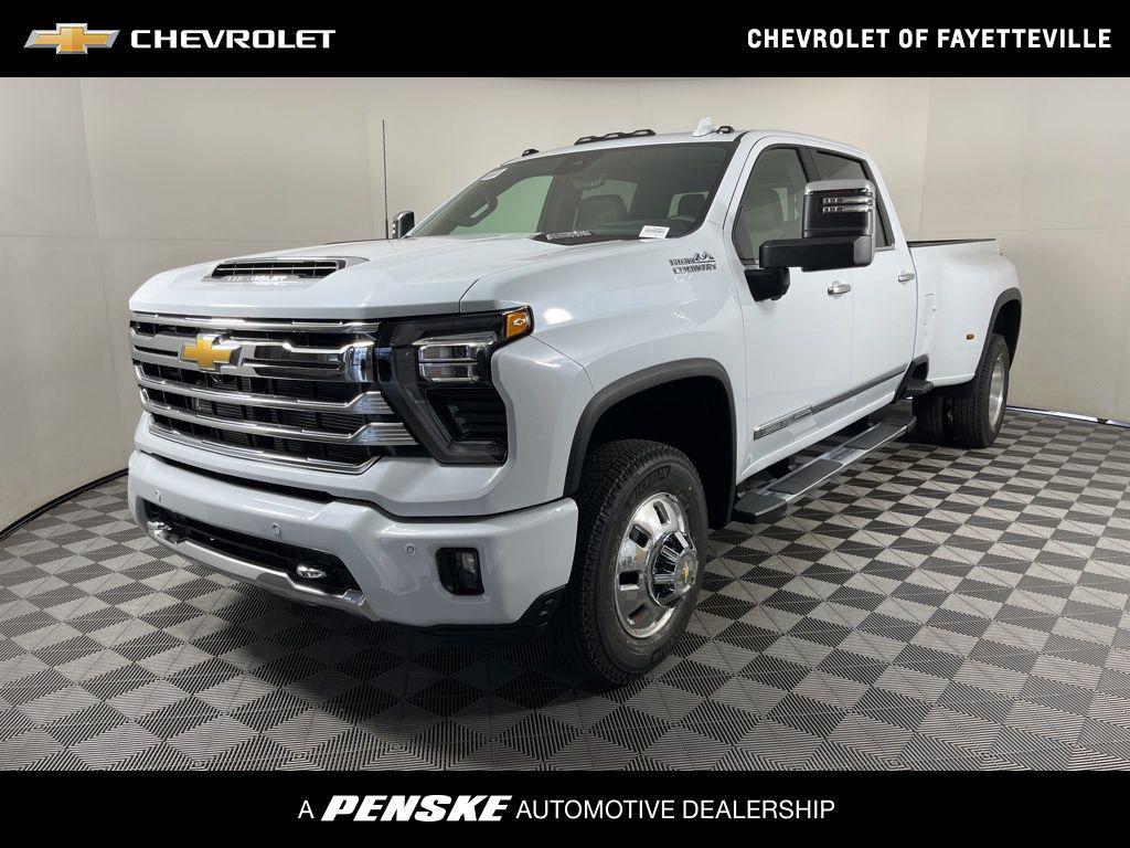 new 2026 Chevrolet Silverado 3500 car, priced at $93,260
