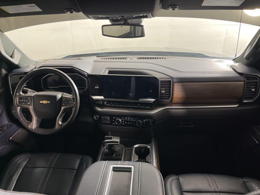 used 2022 Chevrolet Silverado 1500 car, priced at $42,992