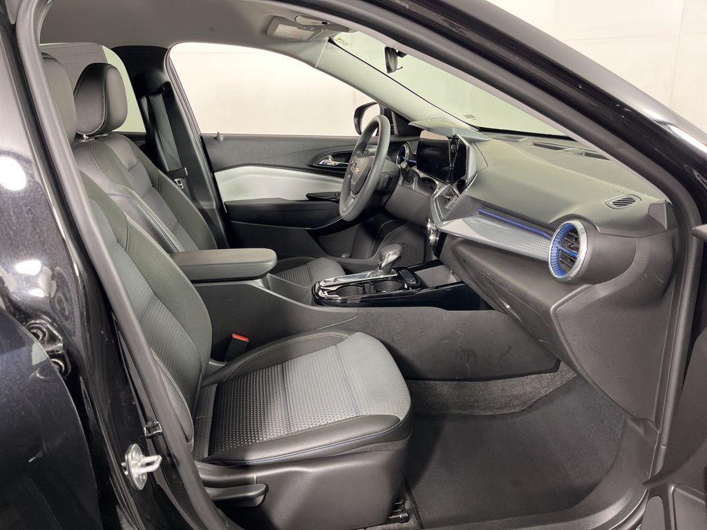 used 2025 Chevrolet Trax car, priced at $20,540