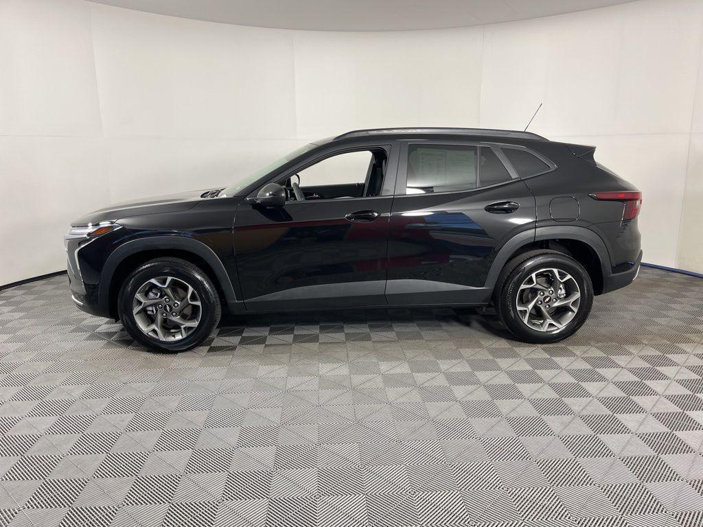 used 2025 Chevrolet Trax car, priced at $20,540