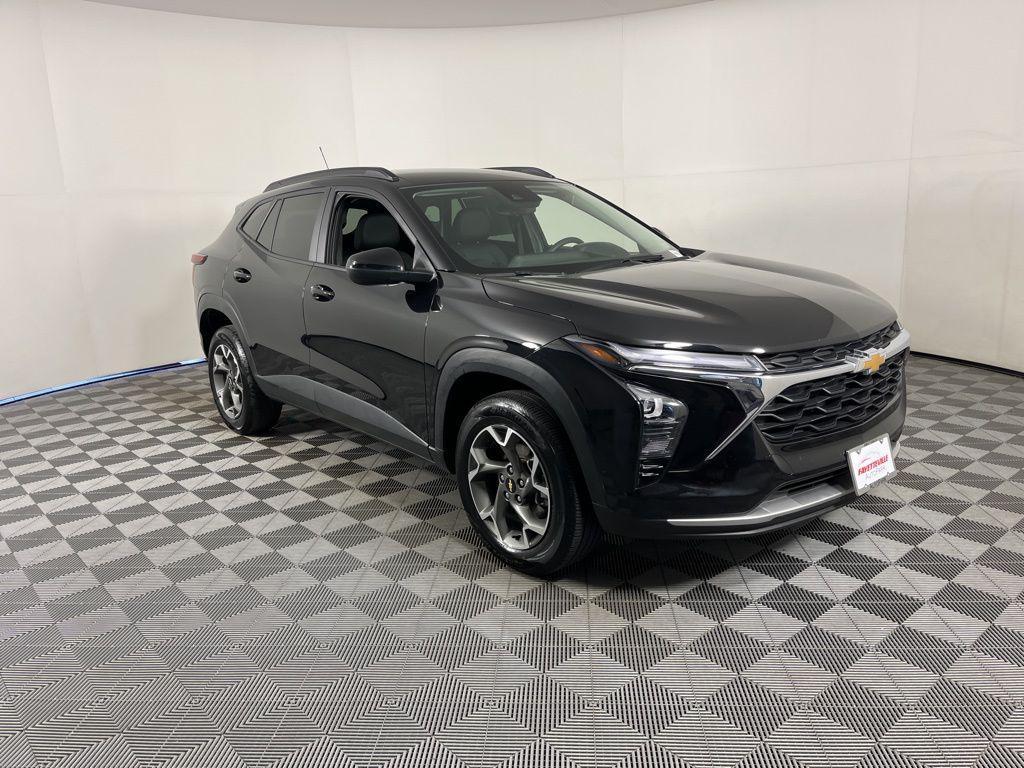 used 2025 Chevrolet Trax car, priced at $20,540