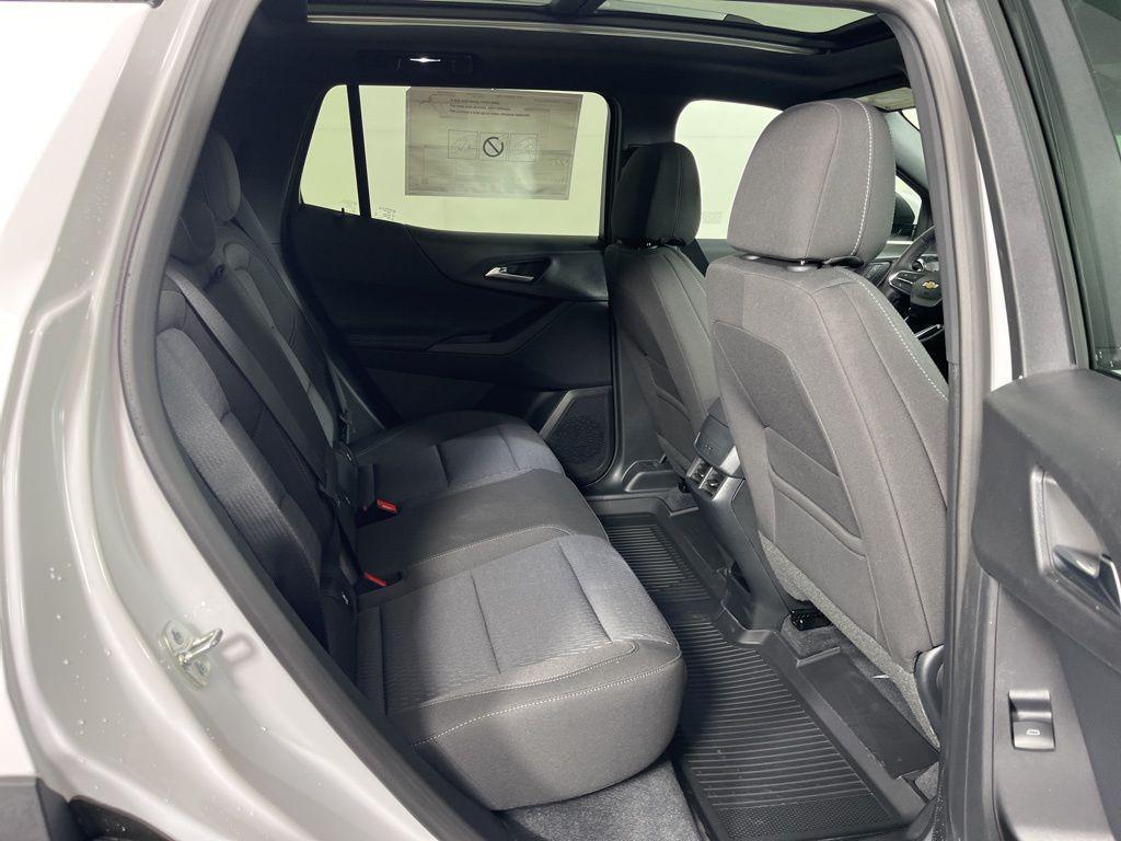 new 2026 Chevrolet Equinox car, priced at $32,705