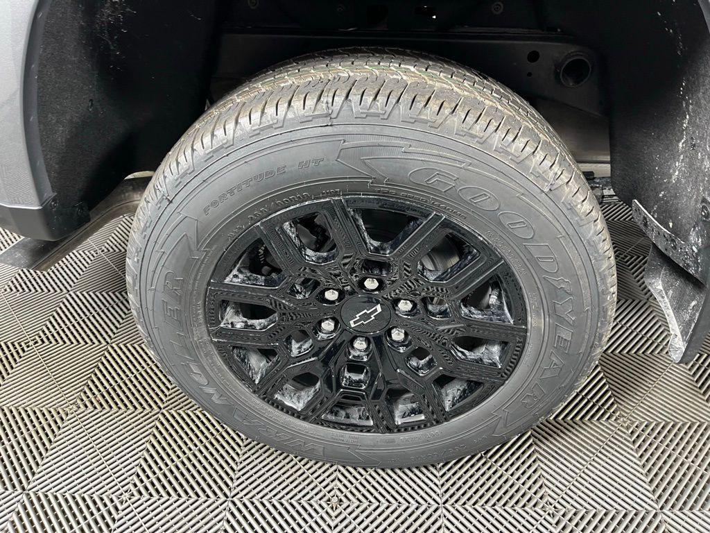 new 2026 Chevrolet Colorado car, priced at $40,300