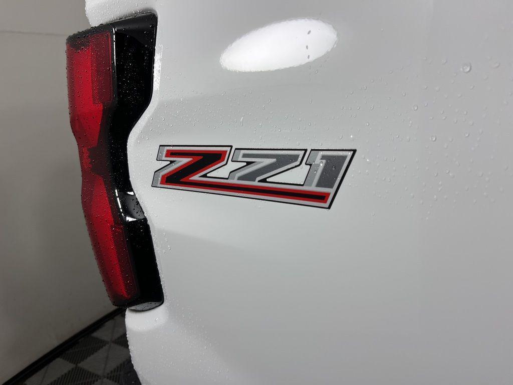 new 2026 Chevrolet Colorado car, priced at $48,530