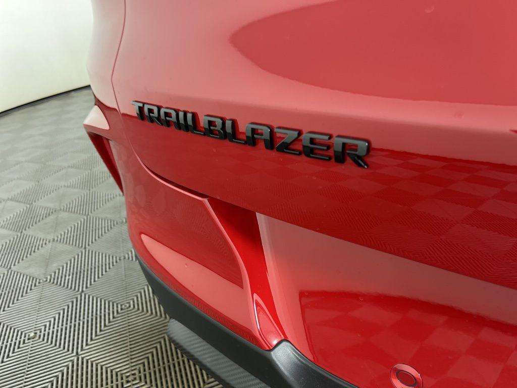 new 2026 Chevrolet TrailBlazer car, priced at $34,235