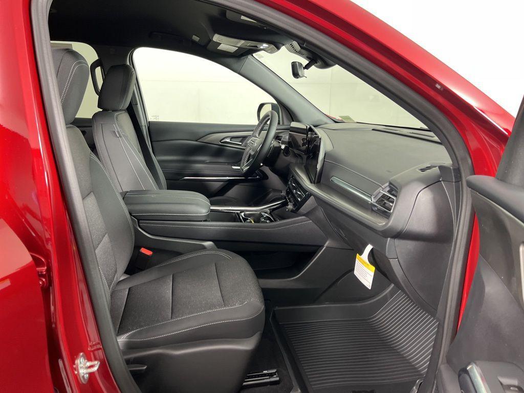 new 2026 Chevrolet Traverse car, priced at $49,225