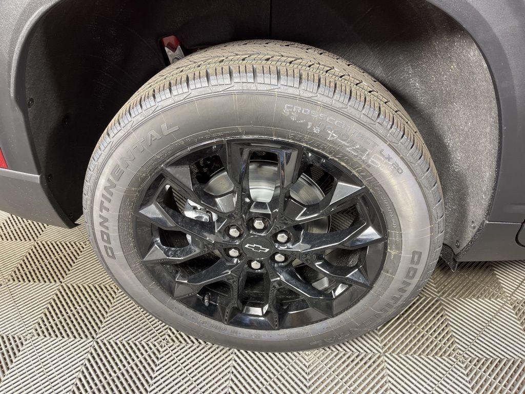 new 2026 Chevrolet Traverse car, priced at $49,225