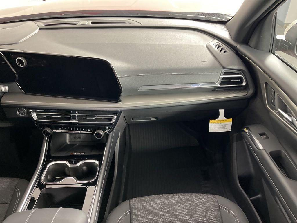 new 2026 Chevrolet Traverse car, priced at $49,225