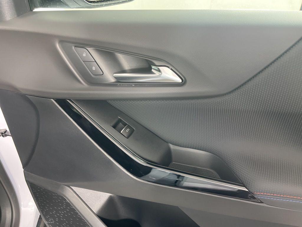 new 2026 Chevrolet Equinox car, priced at $39,100