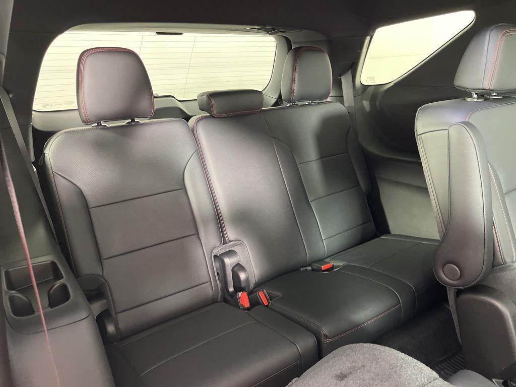 new 2026 Chevrolet Traverse car, priced at $58,875