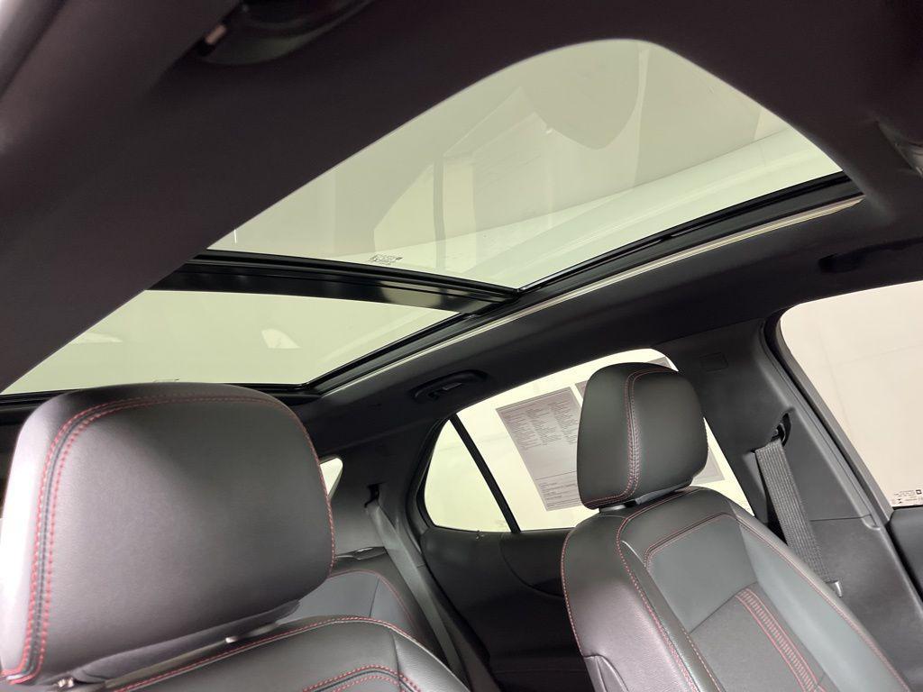 used 2023 Chevrolet Equinox car, priced at $24,952