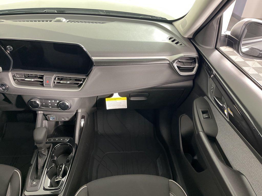 new 2026 Chevrolet TrailBlazer car, priced at $27,905