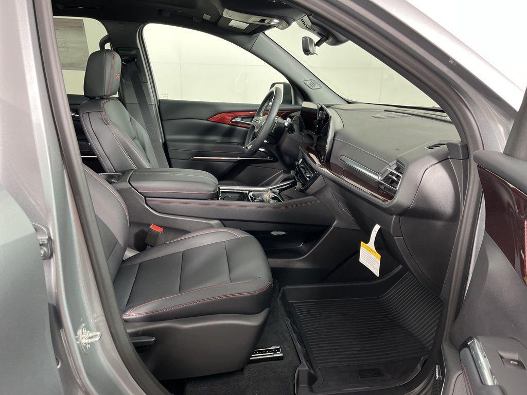 new 2026 Chevrolet Traverse car, priced at $57,880