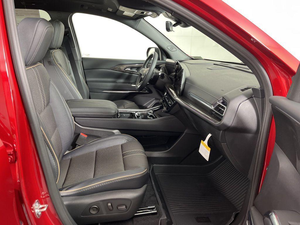 new 2026 Chevrolet Traverse car, priced at $61,515