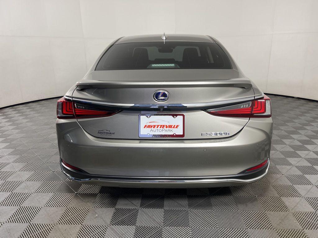 used 2020 Lexus ES 300h car, priced at $26,714
