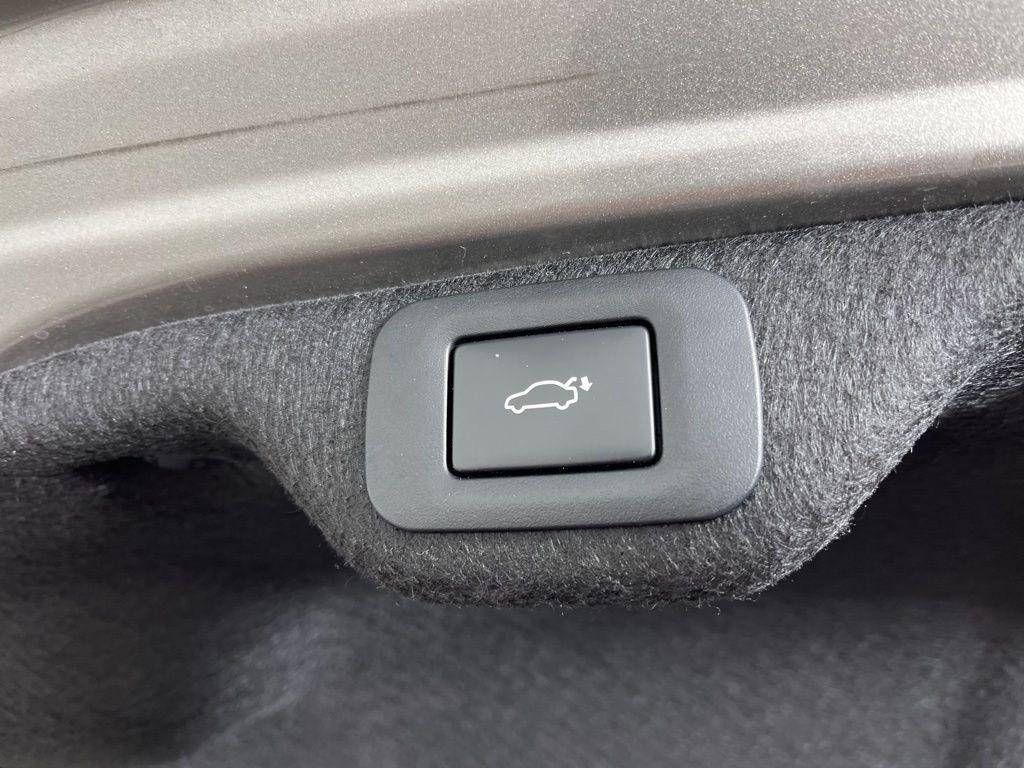 used 2020 Lexus ES 300h car, priced at $26,714